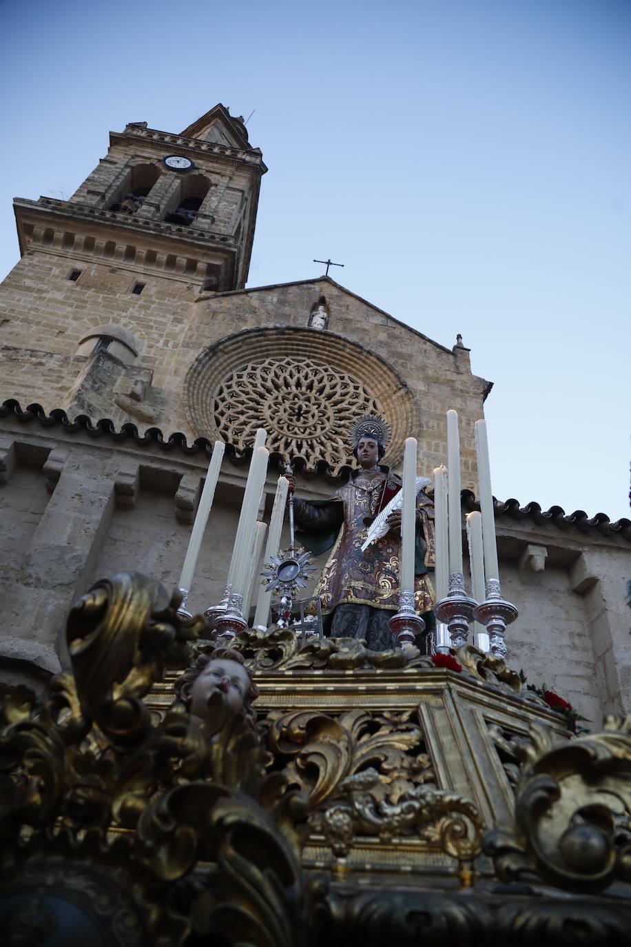 La procesión de San Lorenzo mártir en Córdoba, en imágenes