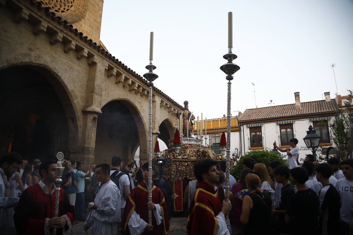 La procesión de San Lorenzo mártir en Córdoba, en imágenes
