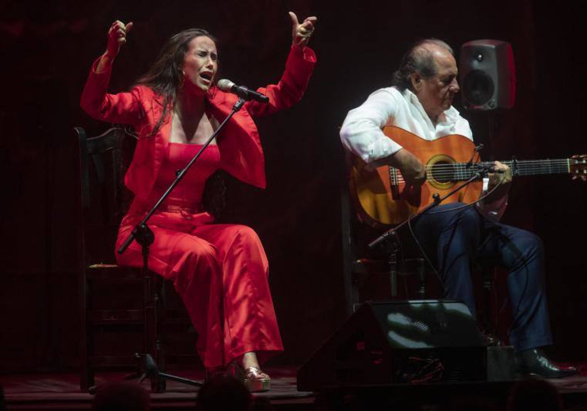 La cantaora cordobesa Rocío Luna durante su actuación en el Festival Internacional de Cante de Las Minas