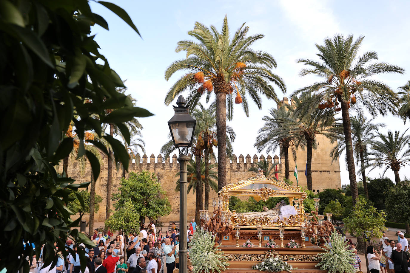 La procesión de la Virgen de Acá de Córdoba, en imágenes