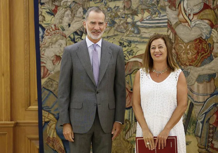 El Rey Felipe VI con Francina Armengol en La Zarzuela