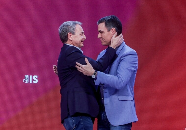 Zapatero y Sánchez, durante un acto de la Internacional Socialista