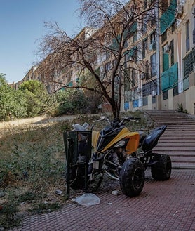 Imagen secundaria 2 - La vida diaria en el complejo de viviendas del Ruedo