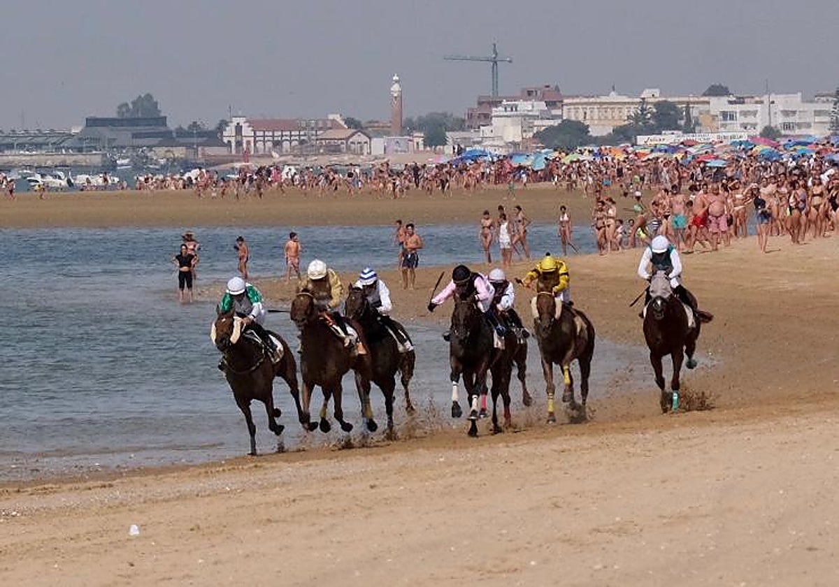 Una de las carreras celebradas este viernes en la localidad gaditana