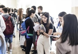 Freno al 'éxodo' estudiantil al entorno de Santiago