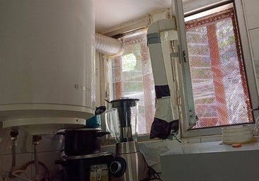 La casa de Usera que oculta nueve infraviviendas: «No es un palacio, pero viven bien»