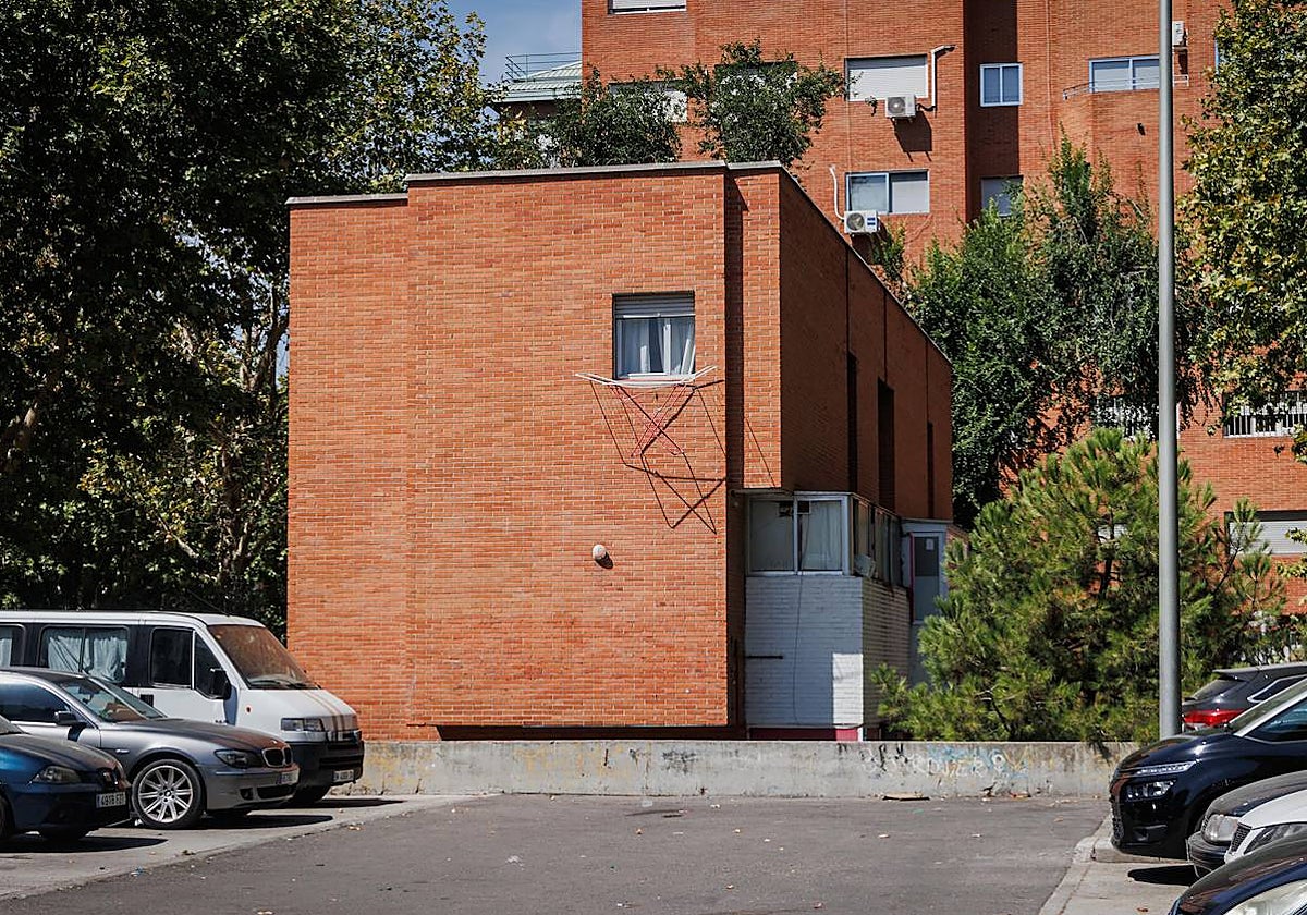 Infravivienda ilegal en calle Salvador Martínez, en Usera
