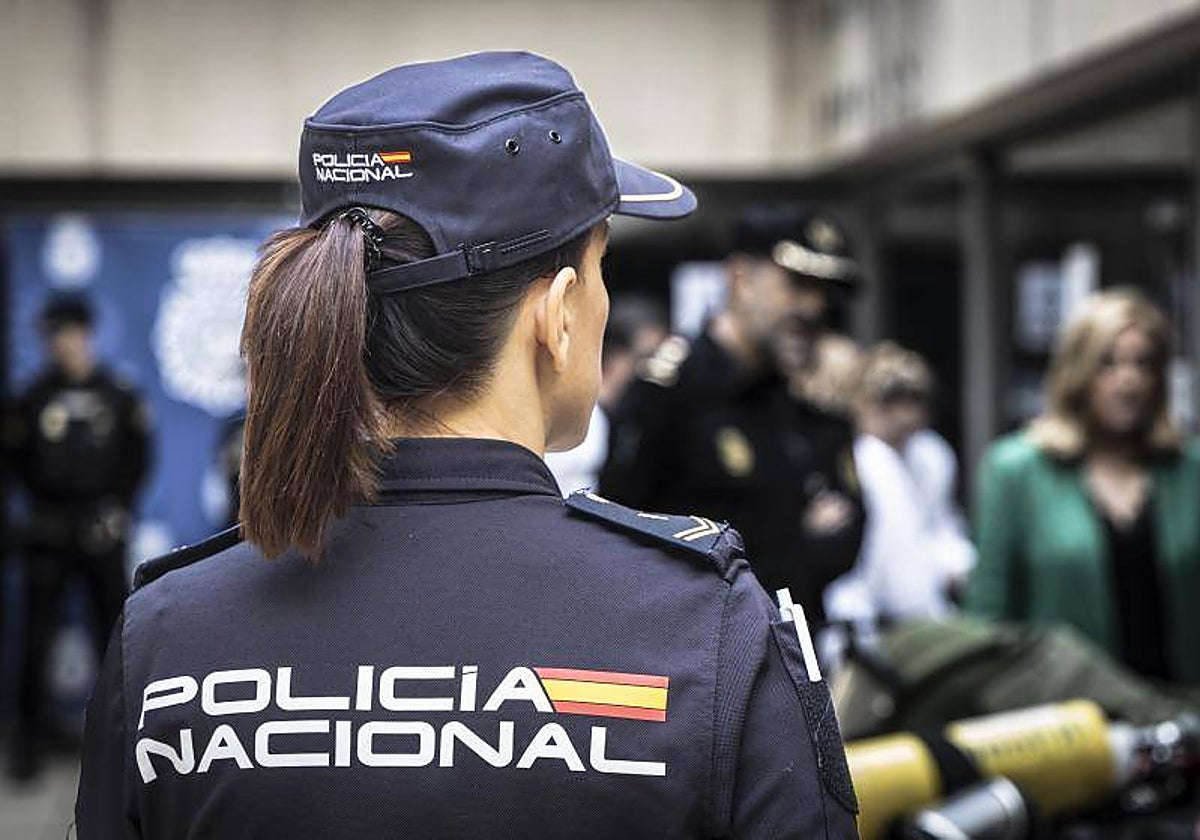 Agente del Cuerpo Nacional de Policía