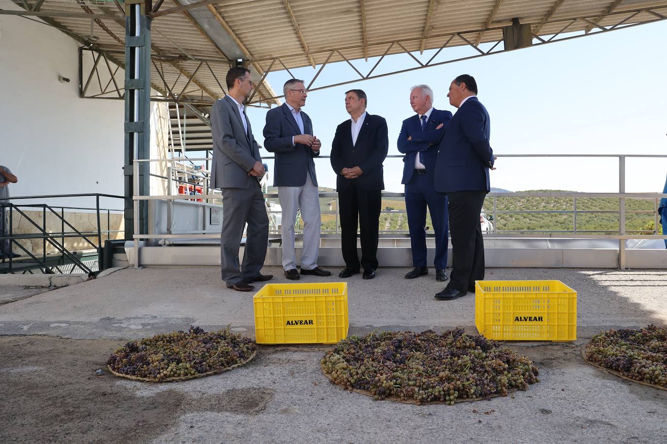 La visita de los ministros de Agricultura de la UE a Bodegas Alvear de Montilla