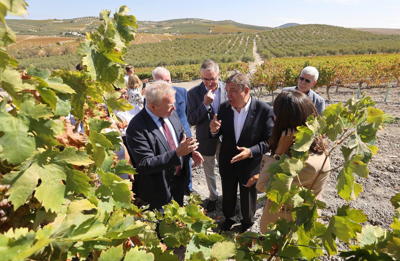 La visita de los ministros de Agricultura de la UE a Bodegas Alvear de Montilla