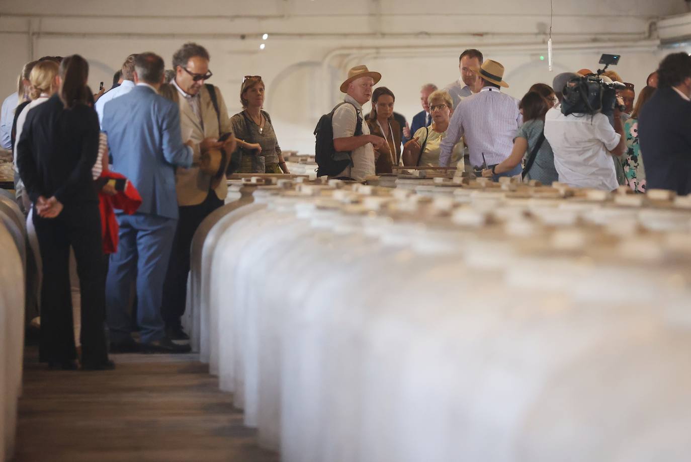 La visita de los ministros de Agricultura de la UE a Bodegas Alvear de Montilla