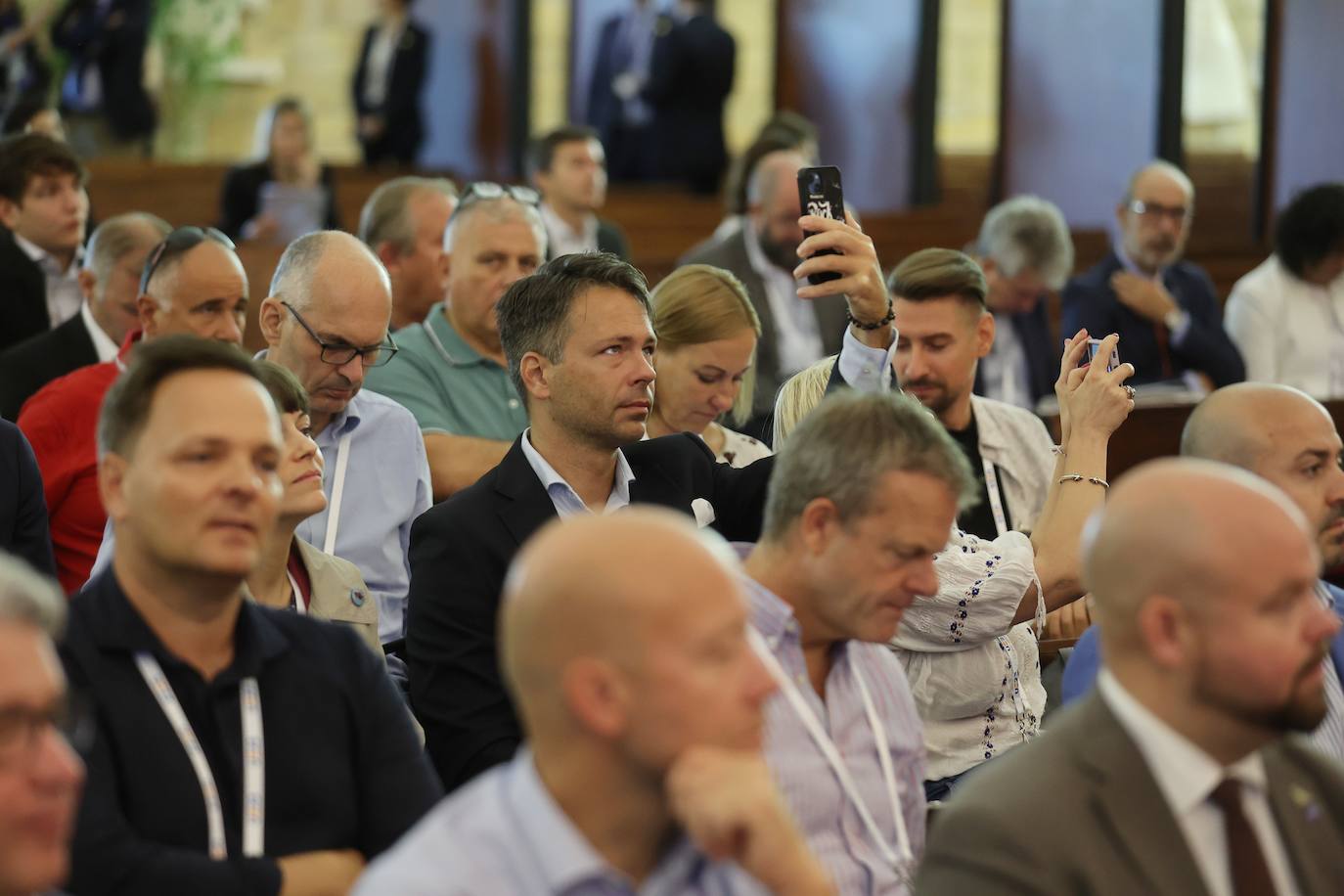 La visita de los ministros de Agricultura de la UE a la innovadora finca de Rabanales