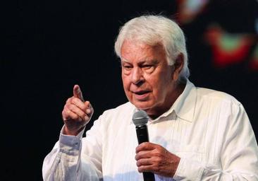 Felipe González advierte a Sánchez: «En la Constitución no cabe ni la amnistía ni la autodeterminación»