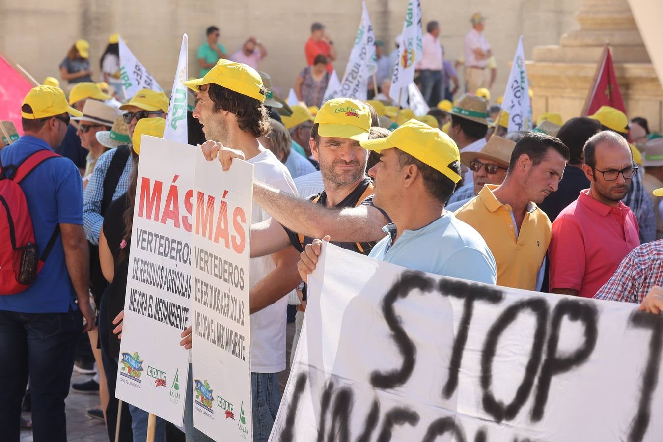 Fotos: El campo estalla en Córdoba frente a los ministros de la UE