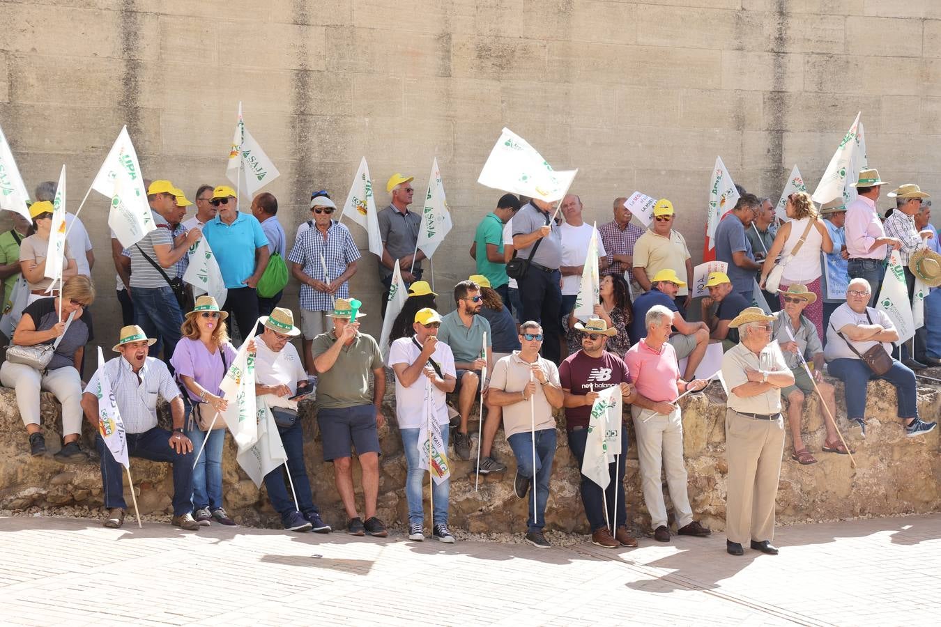 Fotos: El campo estalla en Córdoba frente a los ministros de la UE