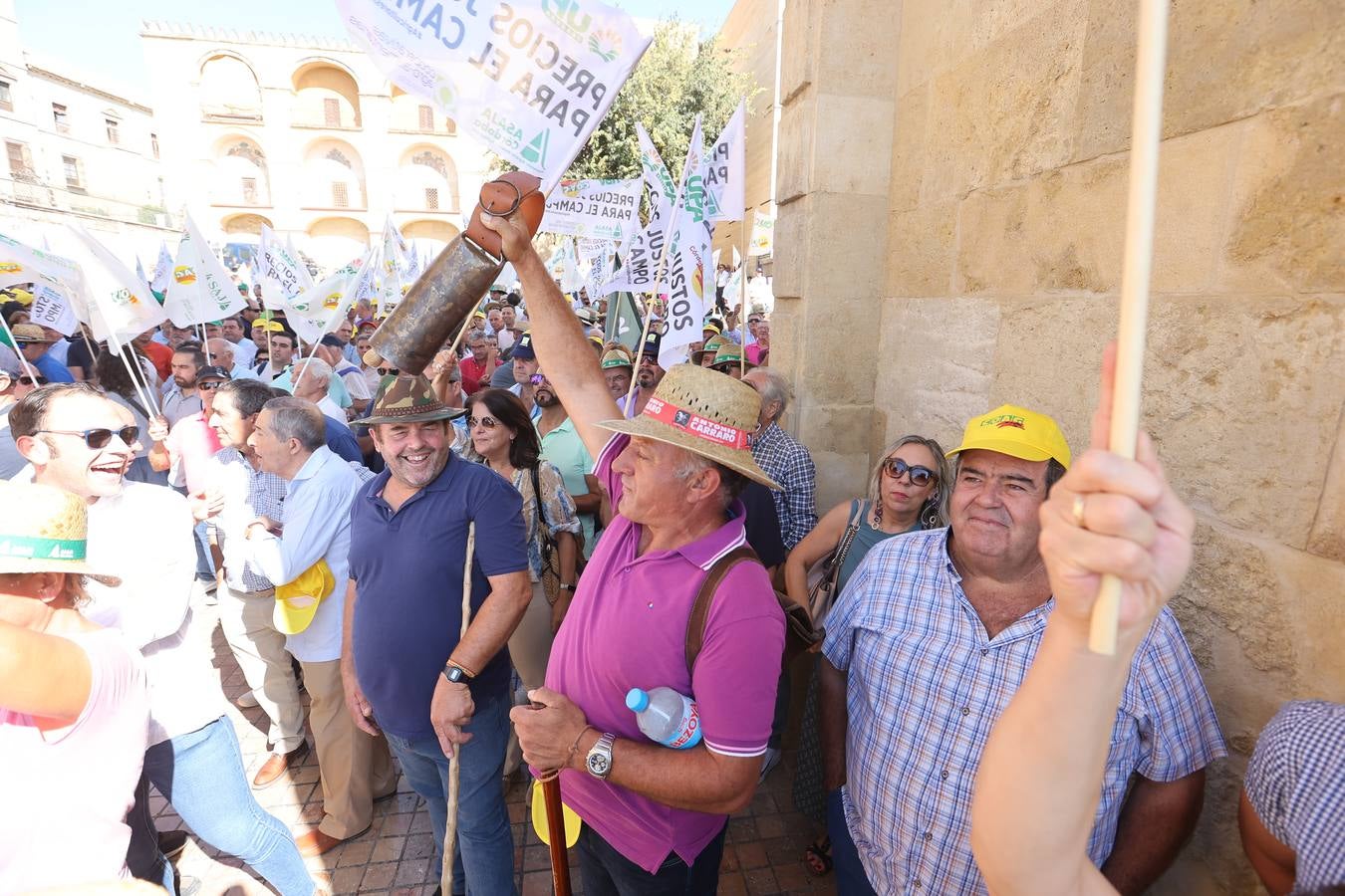 Fotos: El campo estalla en Córdoba frente a los ministros de la UE