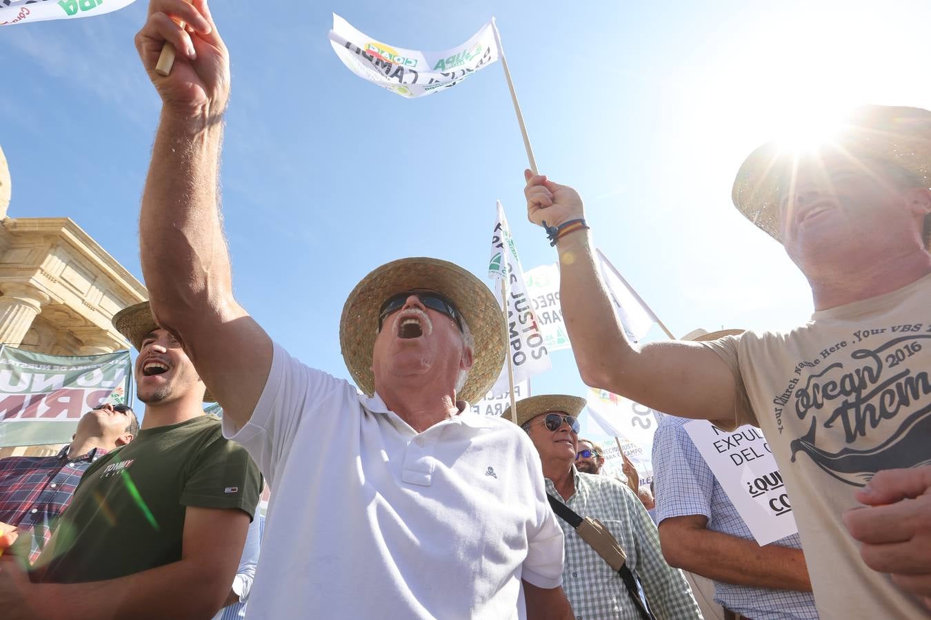 Fotos: El campo estalla en Córdoba frente a los ministros de la UE