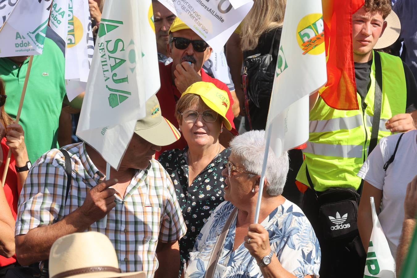 Fotos: El campo estalla en Córdoba frente a los ministros de la UE