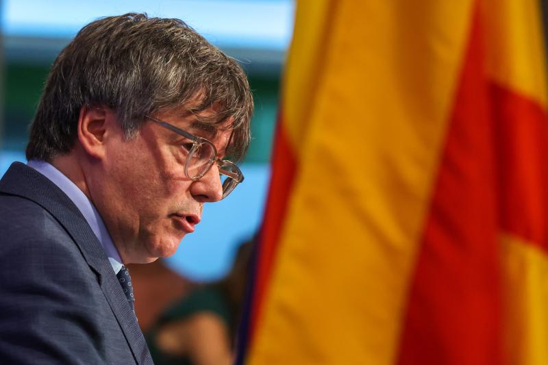 El expresidente catalán fugado, Carles Puigdemont, durante su comparecencia de este martes en Bruselas
