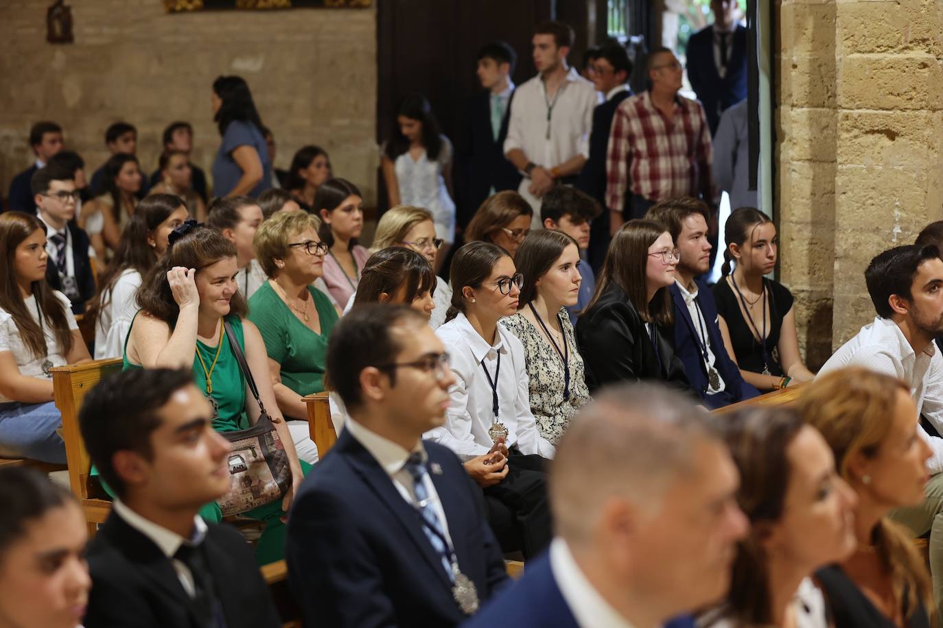 Fotos: La Virgen de la Fuensanta, entre ríos de juventud cofrade a la Catedral