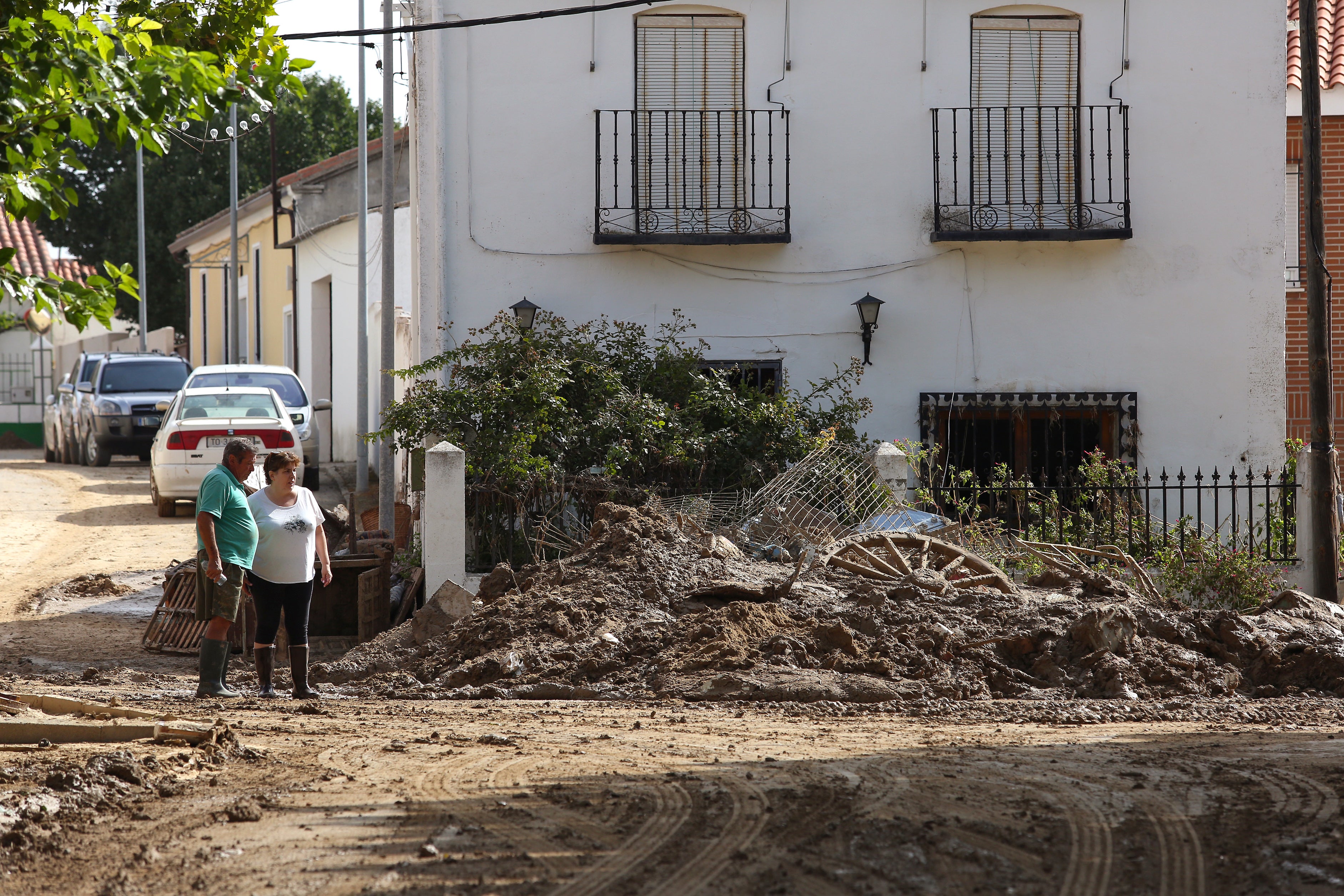 Las imágenes de un pueblo que se ha quedado hasta sin plaza por la DANA