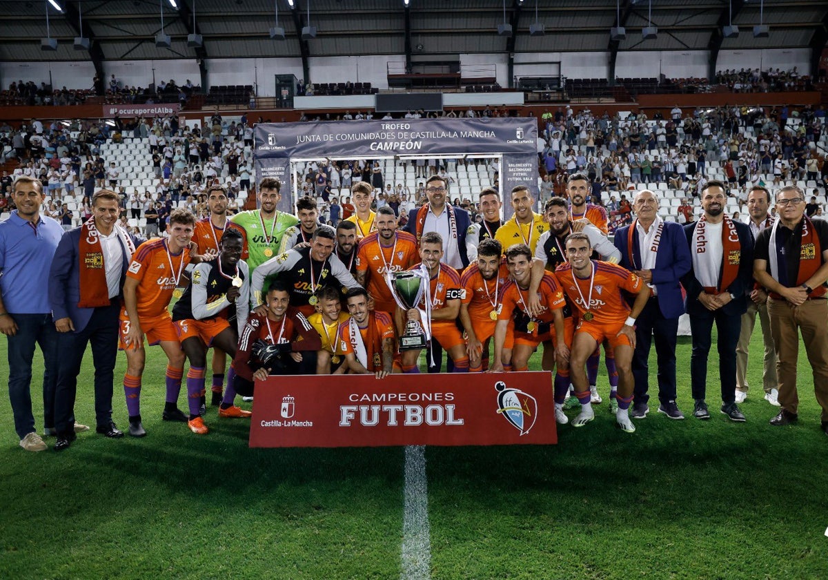 2-0: El Albacete gana la final del Trofeo de la Junta al Talavera con goles de Quiles y Alonso