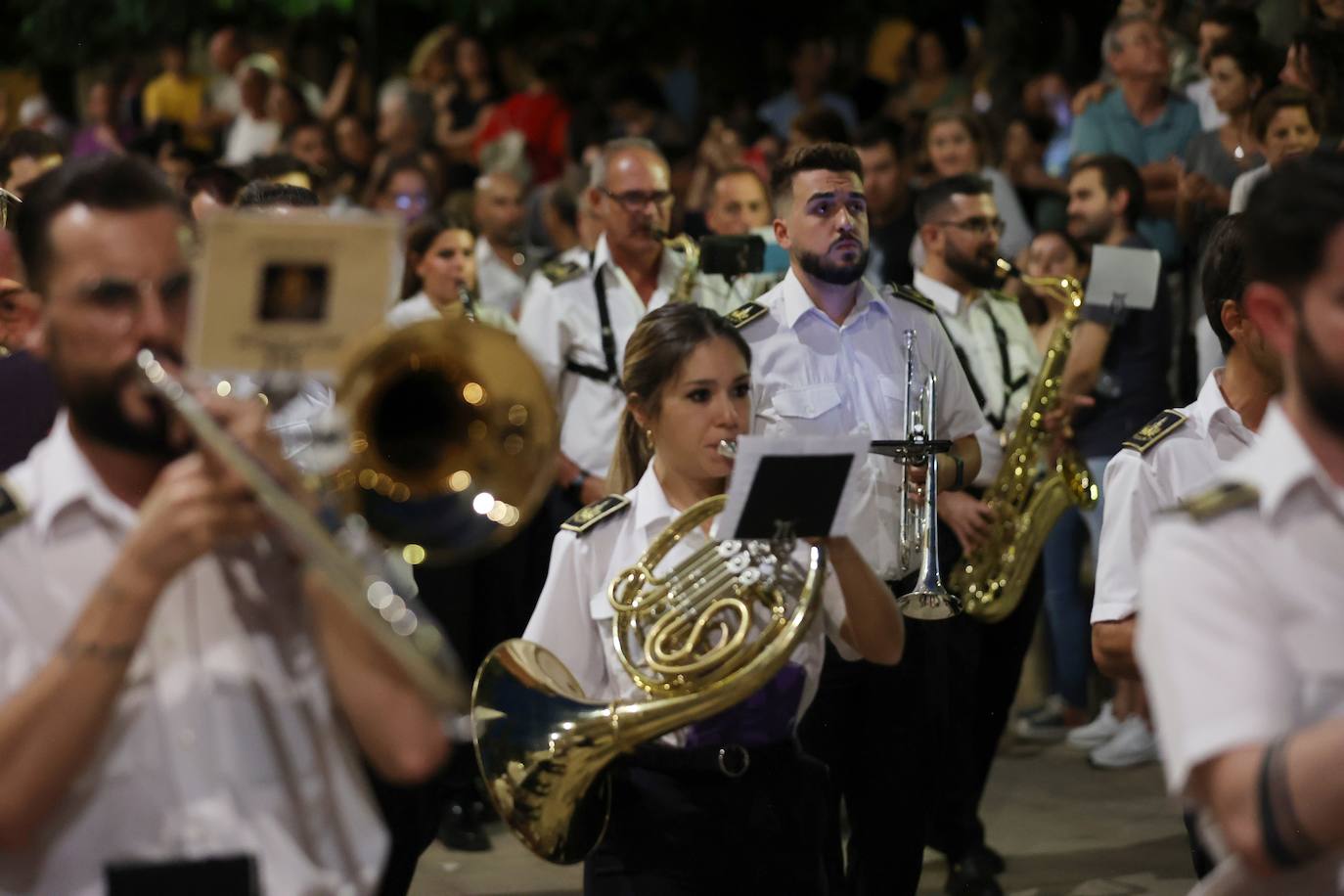 Fotos: La solemne misa y la procesión de la Fuensanta en Córdoba