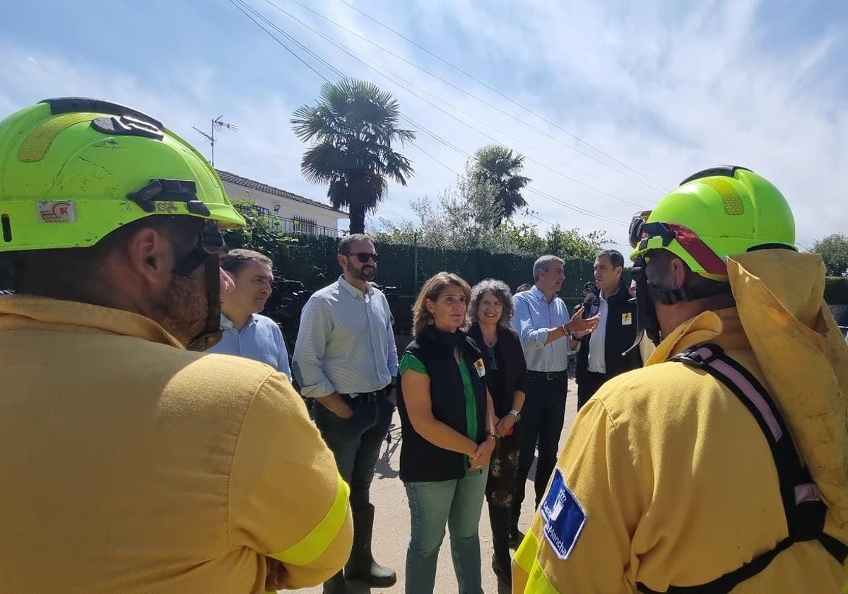 Visita a Escalona de la ministra para la Transición Ecológica, Teresa Ribera, junto con el alcalde de la localidad, Álvaro Gutiérrez