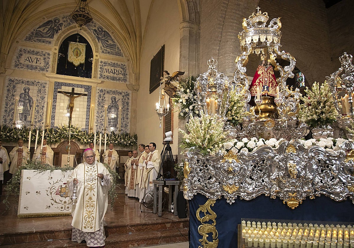 El obispo, durante la misa celebrada en el santuario de la Fuensanta, este viernes