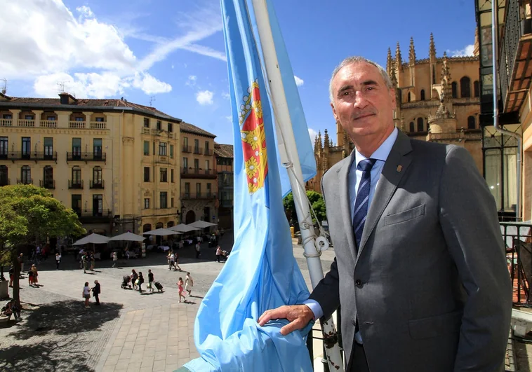 José Mazarias: «¿Me he vuelto loco?  Es que ambiciono cosas muy valientes para mi ciudad»