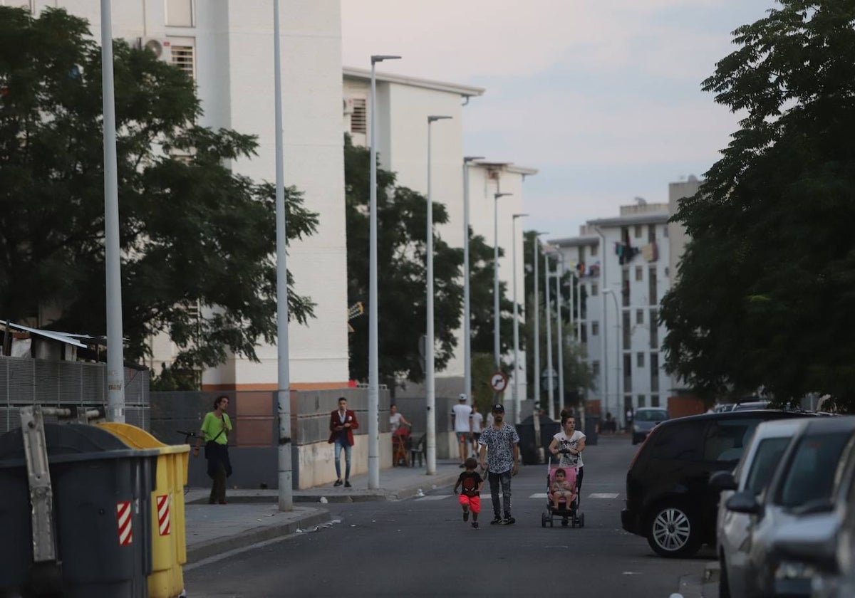 Imagen de la calle Torremolinios poco después de la pelea multitudinaria