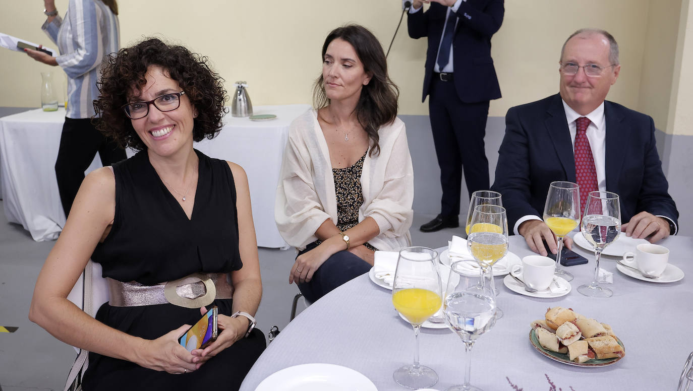 Rocío Velis, Ana Soriano y Luis Fernández