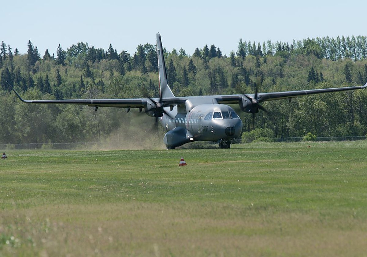 Avión C-295