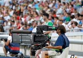 Dónde ver Córdoba CF - Linares: canal de TV y streaming online del partido de Primera RFEF 2023-2024