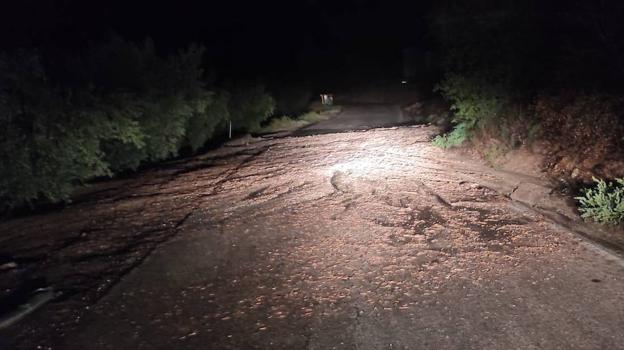 Los efectos de la tormenta en Córdoba: qué carreteras están cortadas e incidencias más destacables