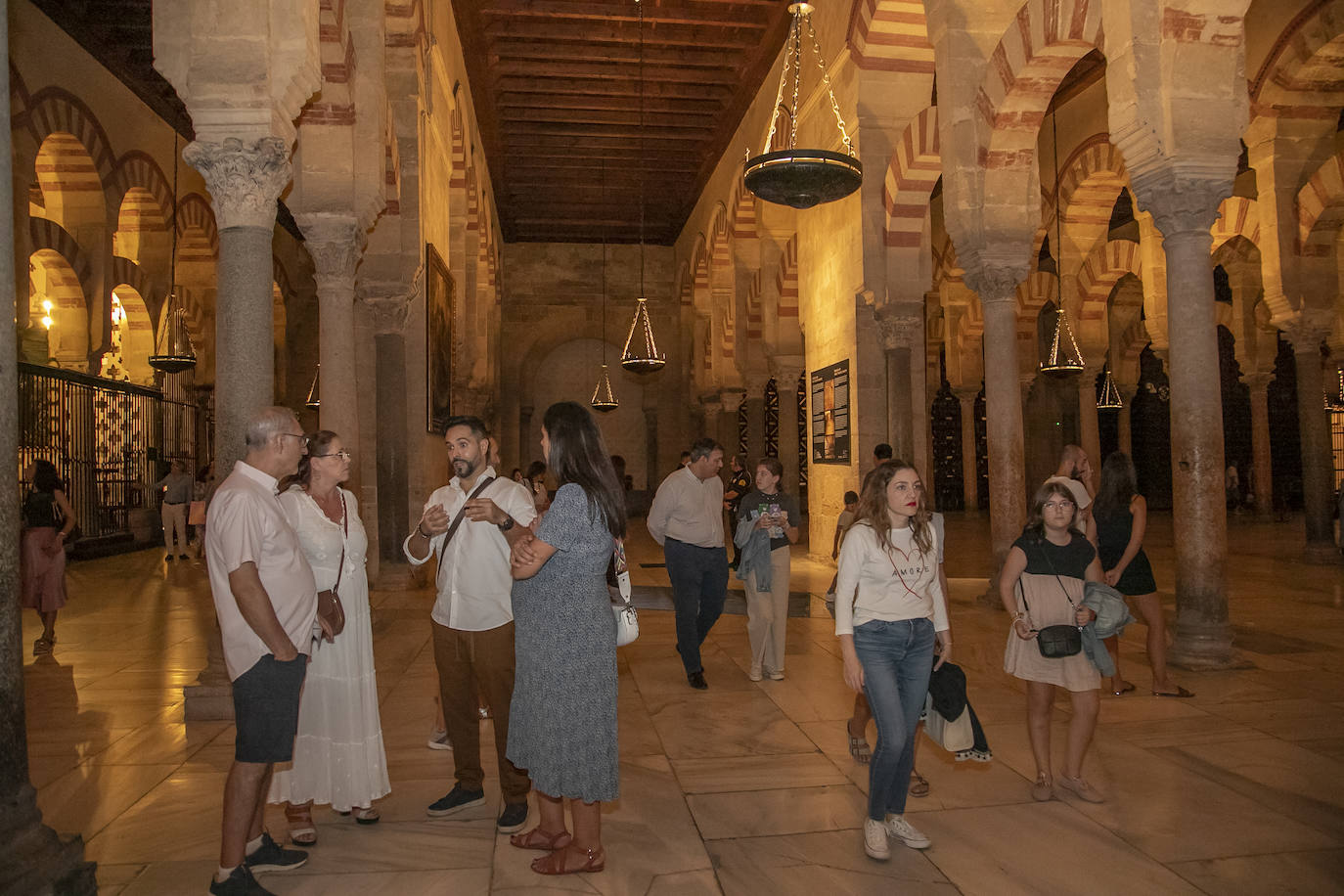 Fotos: La Noche del Patrimonio en Córdoba llena calles, monumentos y museos