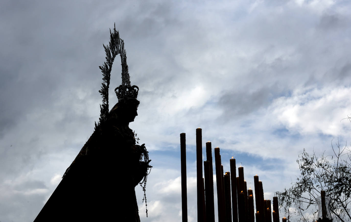 La solemne procesión de la Virgen del Rayo, en imágenes