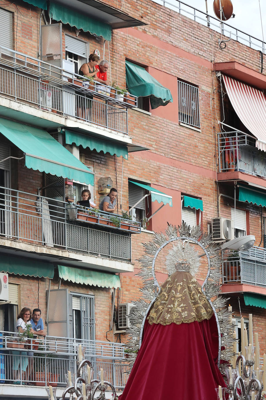 La solemne procesión de la Virgen del Rayo, en imágenes