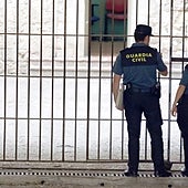 Detienen a una joven por matar a cuchilladas a su novio de 54 años en Alcàsser