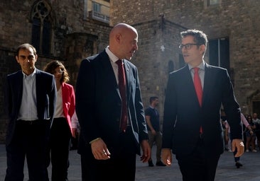 La presión interna obliga a Moncloa a endurecer el tono con Puigdemont