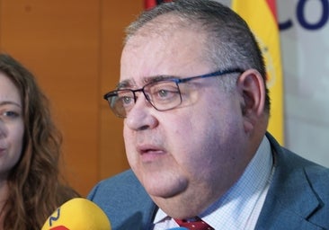 Vázquez llama a la tranquilidad: «El grado de circulación del Covid empieza a disminuir»