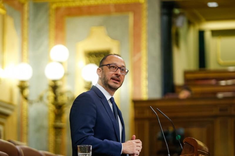 «En castellano, para que la entiendan con normalidad»