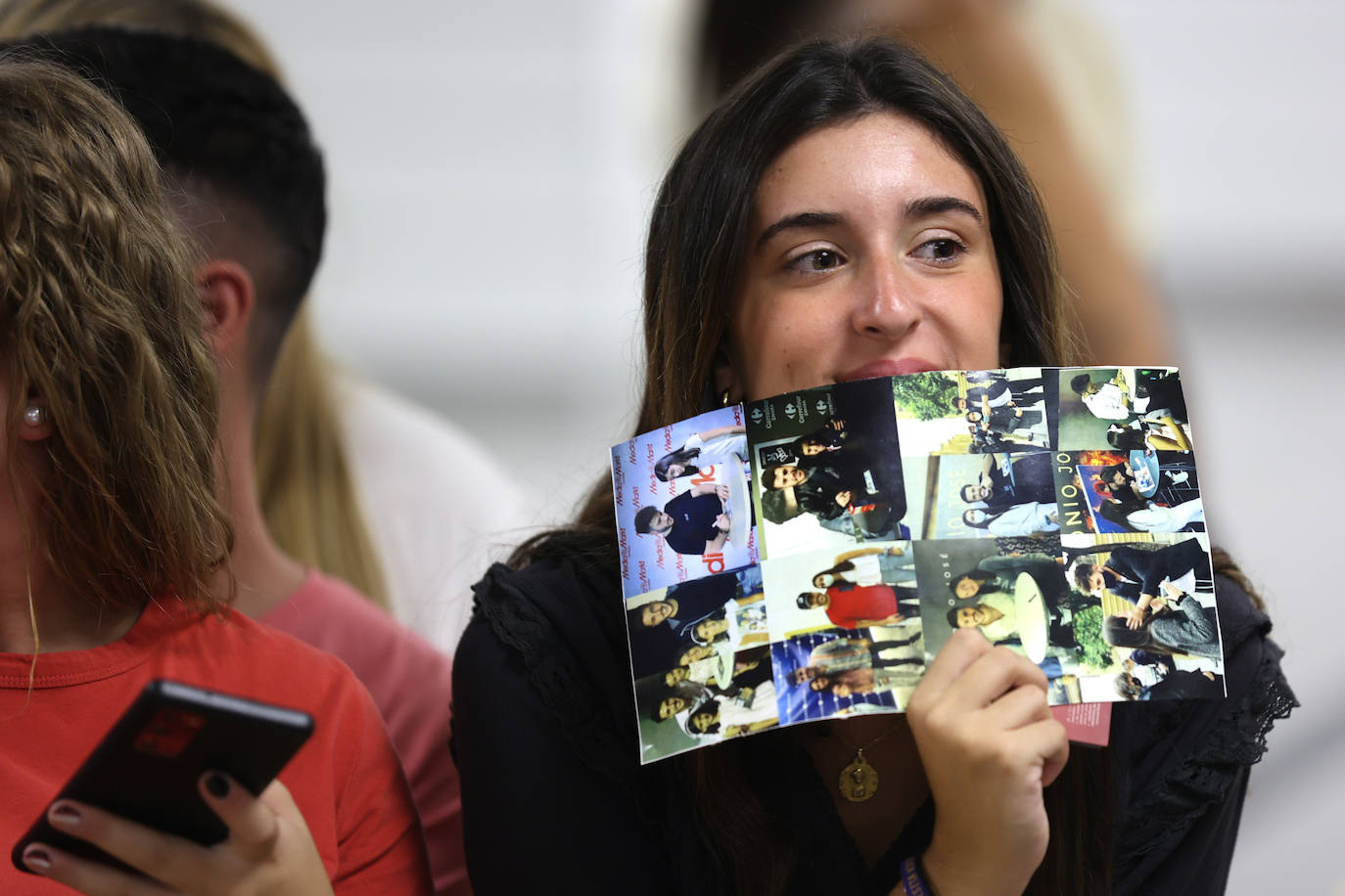 La concurrida firma de discos de Antonio José en Córdoba, en imágenes