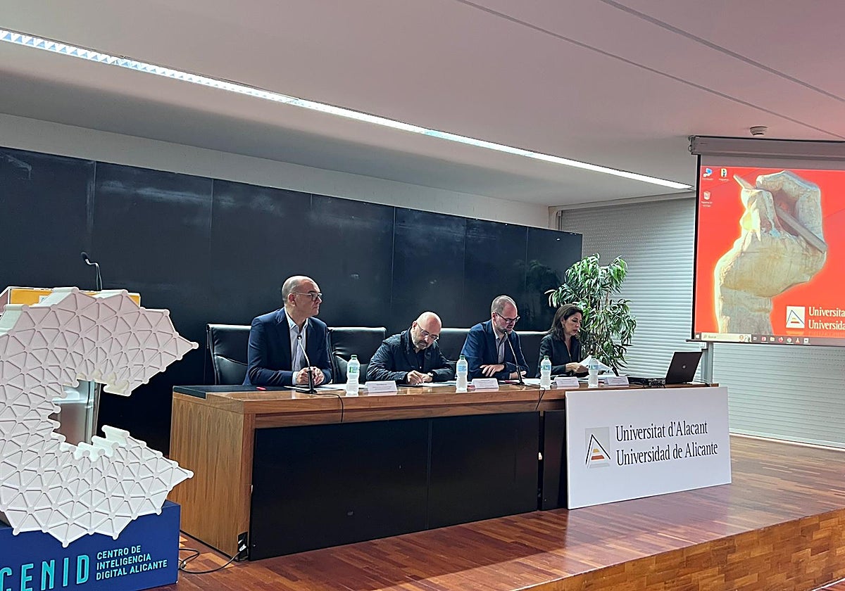 Un momento de la jornada de CENID en Alicante.