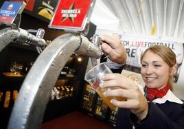 La forma de pedir una cerveza en España que molesta terriblemente a los camareros: «Es la frase del manual del cuñao»