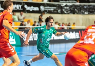 El Ángel Ximénez Puente Genil se resiente ante el Bada Huesca (32-31)