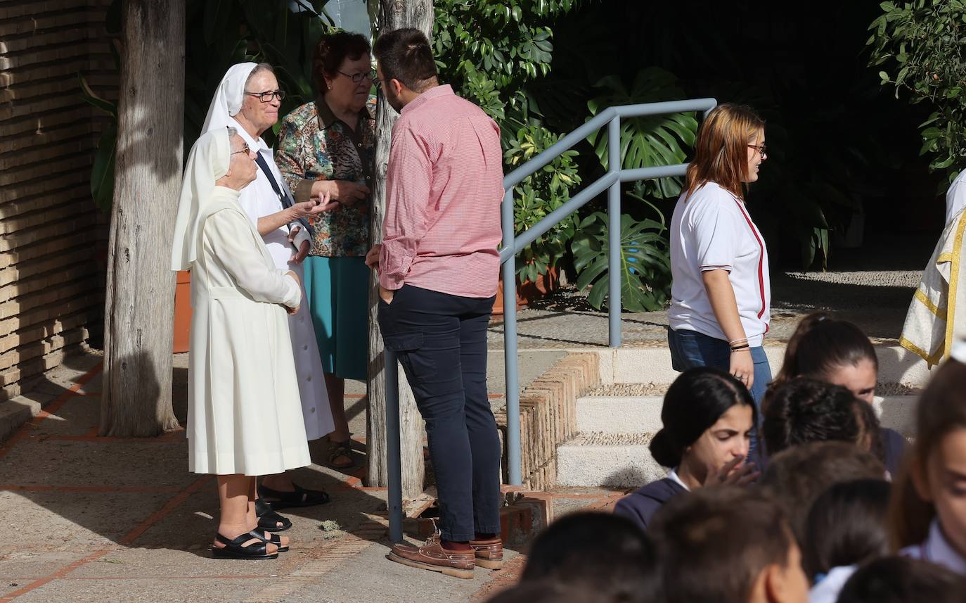 Fotos: La procesión infantil del colegio de las Mercedarias de Córdoba