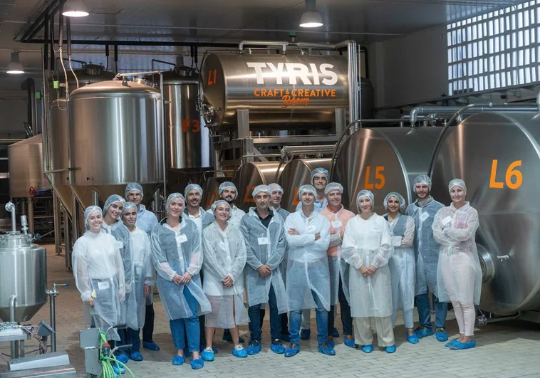 Imagen de la visita del Foro de Empresa Familiar del AVE a la cervecería Tyris