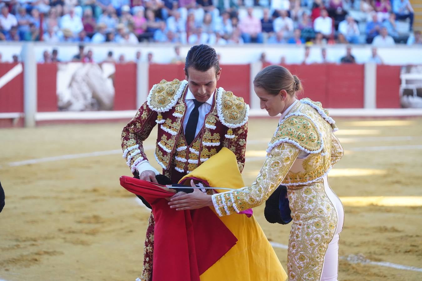 Fotos: Puerta Grande para Rocío Romero en su alternativa en Pozoblanco
