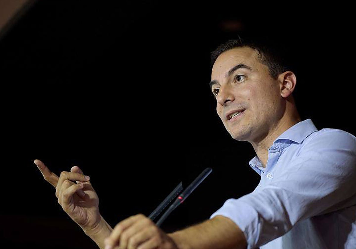 Juan Lobato, secretario general del PSOE de Madrid